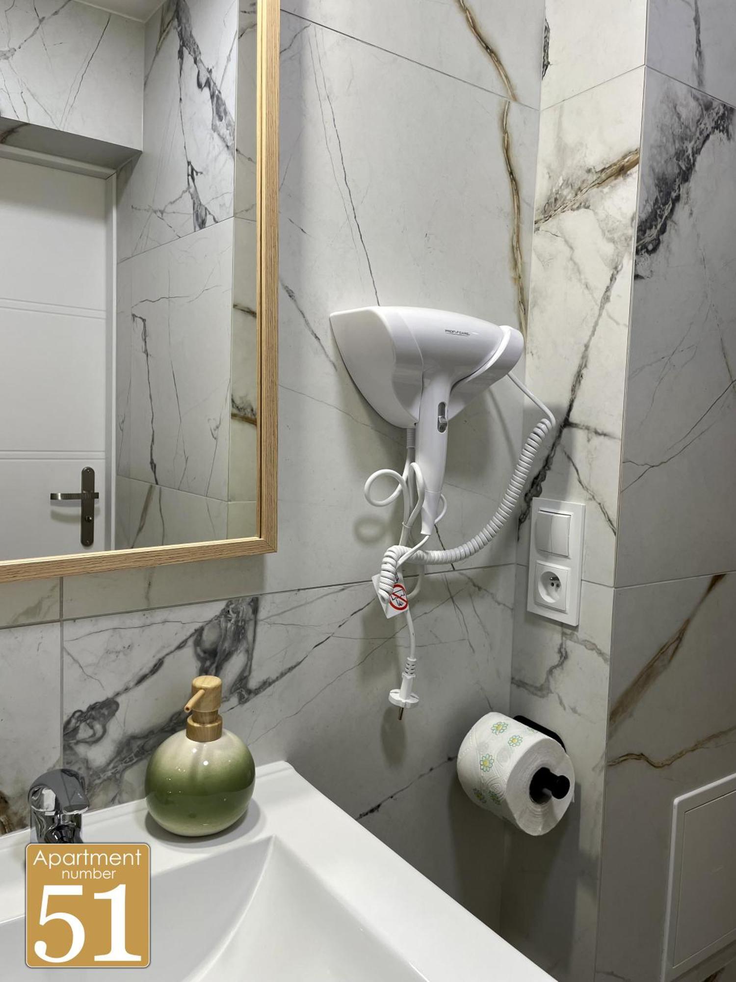 Piekny Przytulny Apartament - Blisko Akwenu Wodnego Радом Екстер'єр фото